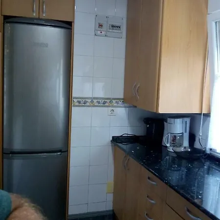 Chalet Con Parcela * Santander